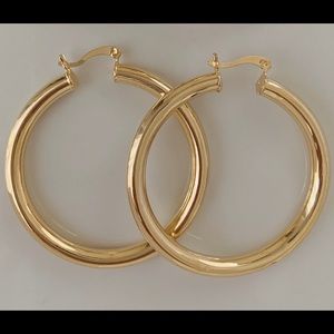 18k gold filled, brass composition 2 inch drop